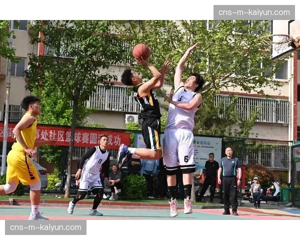 广西万村篮球赛迎收官之夜，武宣县乡镇球队争夺冠军